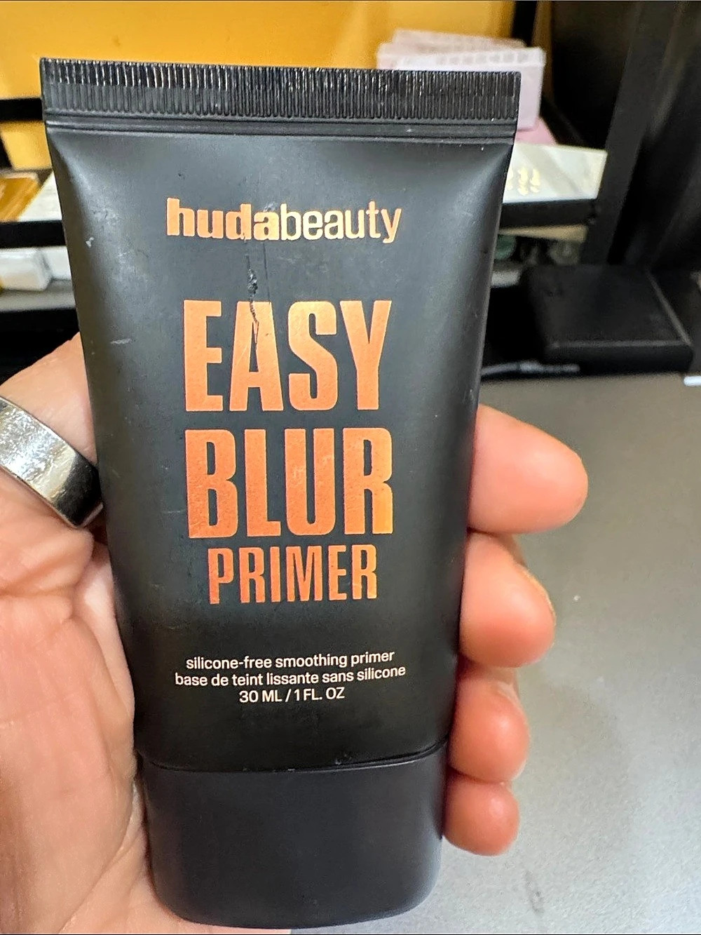 Huda Beauty Easy Blur Primer Silicone-Free Smoothing Primer 30 mL - Bronze Fudge